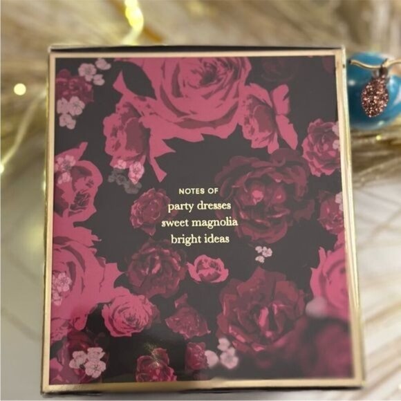 Victoria's Secret SPARKS BLOOM Scented Candle  8.4 oz. NEW SEALED - Picture 3 of 5
